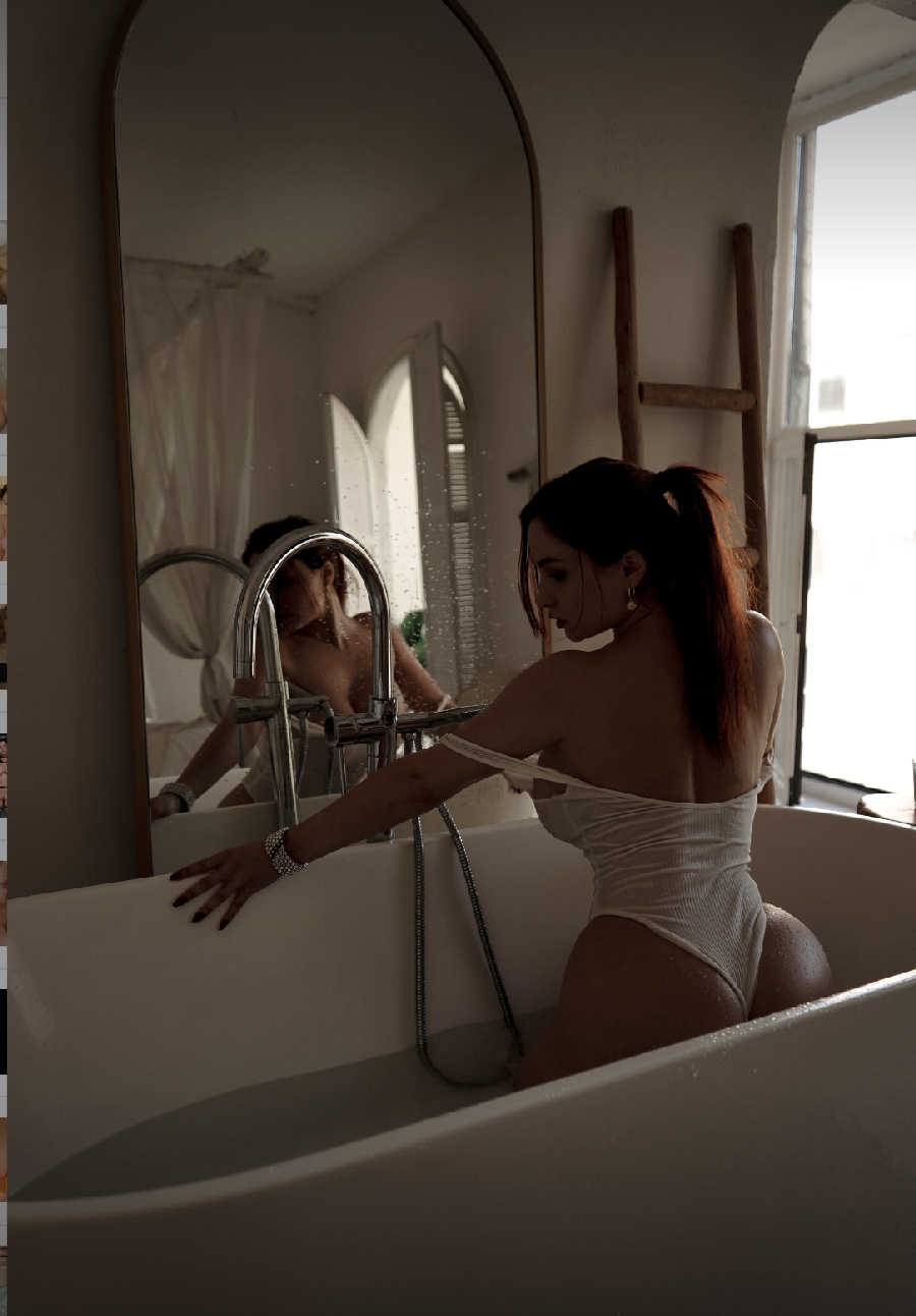 A playful frame from Miranda Faith nude — online in Omdurman