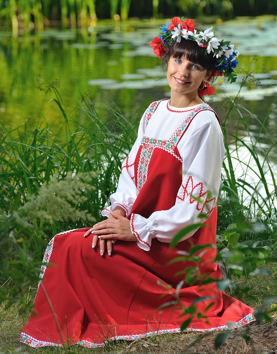 Beautiful girl Girls in Slavic costumes in Omdurman