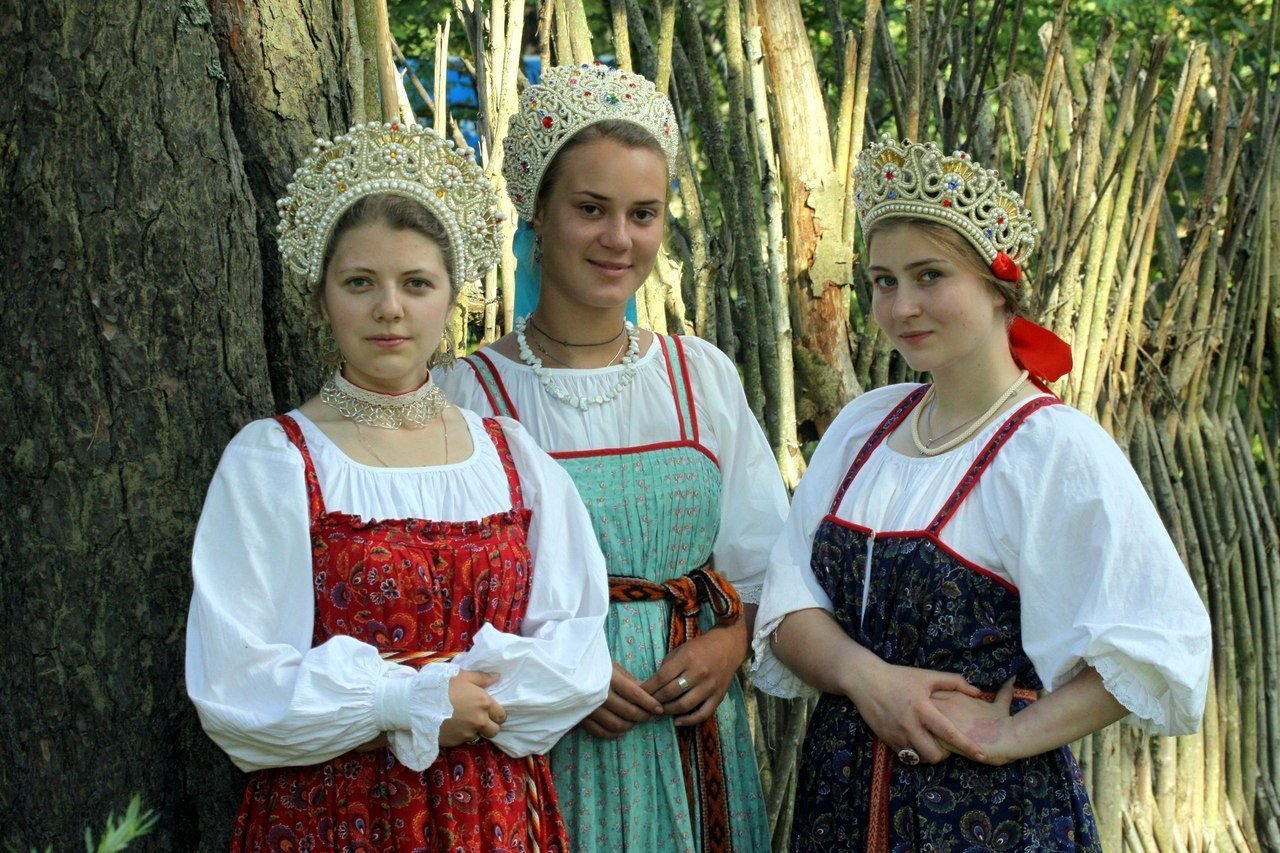 Sexy model Girls in Slavic costumes in Omdurman