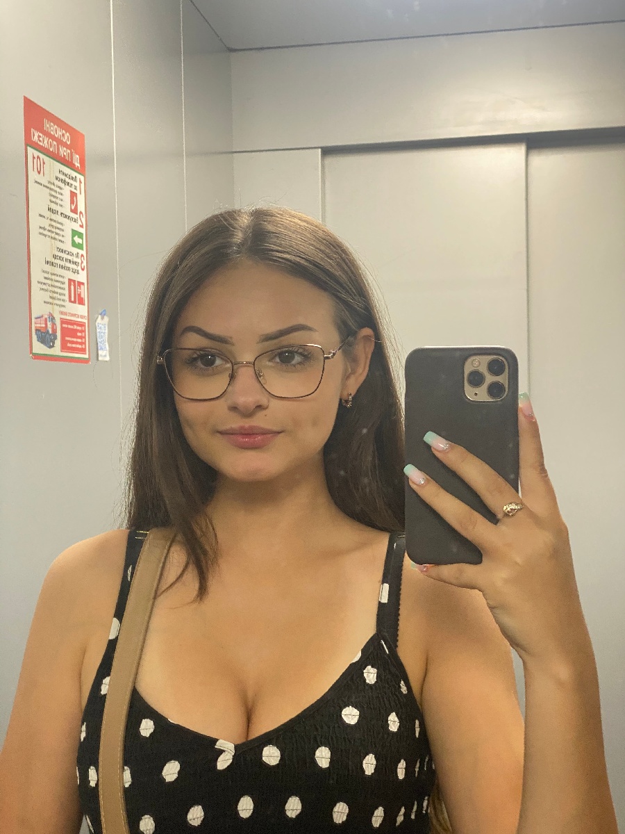 Sexy model Stacy in Omdurman